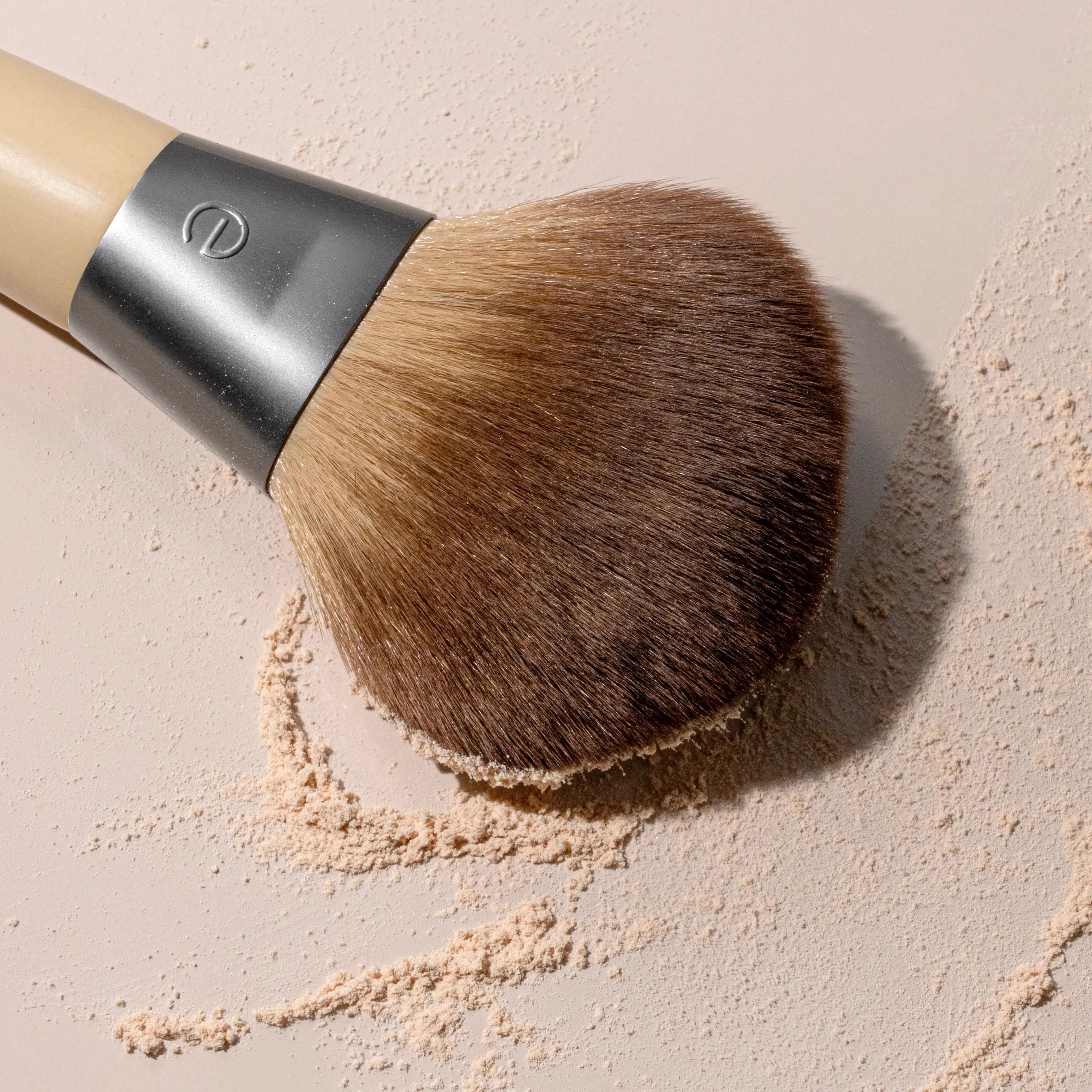 Blurring Powder Brush