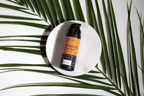 THIS SERUM THAT'S LIKE FRESHLY-JUICED ORANGES FOR YOUR FACE